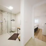 Cozy In With Heated Swimming Pool Appartement