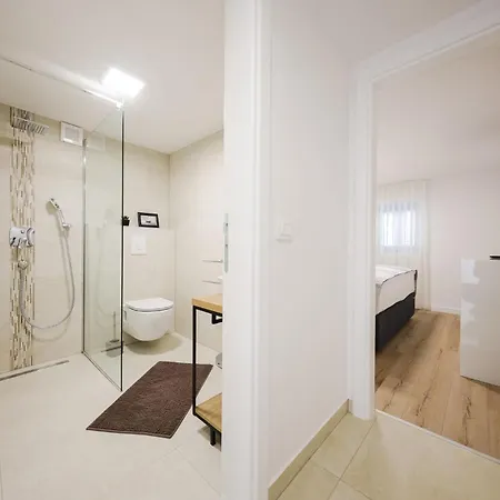 Awesome In With Kitchen Apartment