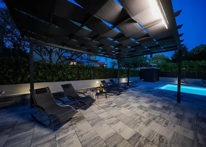 Appartamento Beautiful In Zara